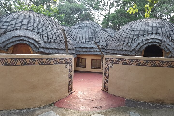 Cultural Village & Pilanesberg Game Reserve 2 days  - Photo 1 of 8